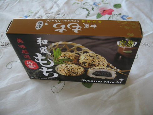 Royal Family - Sesame MOchi 7.4 Oz / 210 G (Pack of 1)...