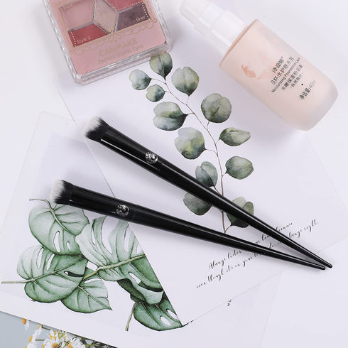 ENERGY Precision Concealer Brush Under Eye Nose Contour Foundation Brush for Liquid Cream Foundation Powder Eyebrow Concealer Blending Baking Buff...