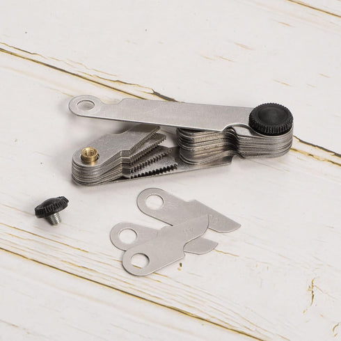 Metric 0.5-7 Screw Thread Pitch Gauge Tool Pitch Cutting Gauge Caliper Gauges Measuring Tool for Industrial Measurement...