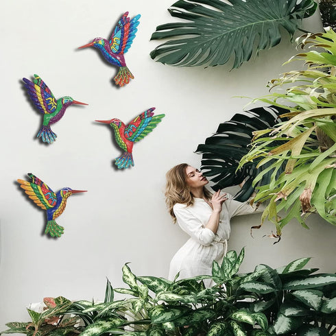 XIUDEEN Metal Hummingbird Wall Art Decor, Metal Birds Outdoor Wall Sculpture Decoration Hanging for Deck, Garden Fence, Backyard, Patio, Bedroom, ...