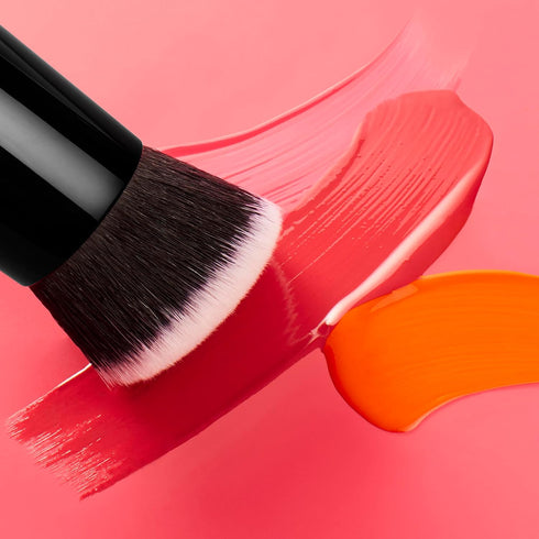 e.l.f. Camo Liquid Blush Brush, Angled Blush Brush Ideal For Applying & Blending Colors On Cheeks, Soft, Dense Bristles, Vegan & Cruelty-free...