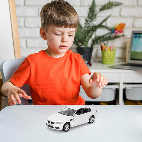 Die-casting Alloy Toy Car, 1/36 Scale BMW M5 Model Car, Toy Car with Pull Back Function, Suitable for Collecting Decorative Model Toys, Car Gift f...