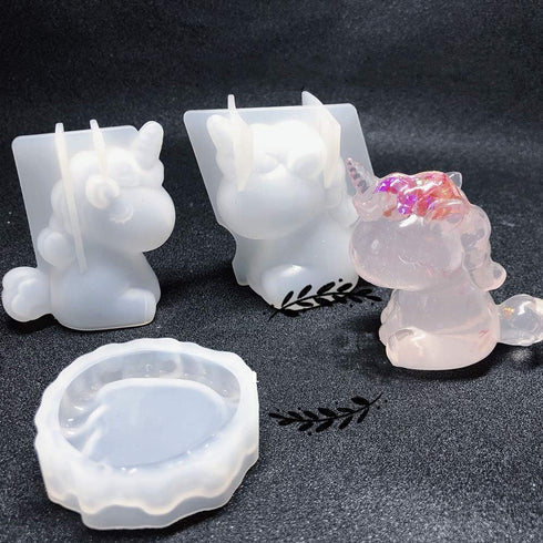 3Pcs Big & Small Unicorn and Stand Base Silicone Resin Molds Epoxy Resin Casting Mold for Necklace Pendant Jewelry DIY Craft Tool Chocolate Candy ...