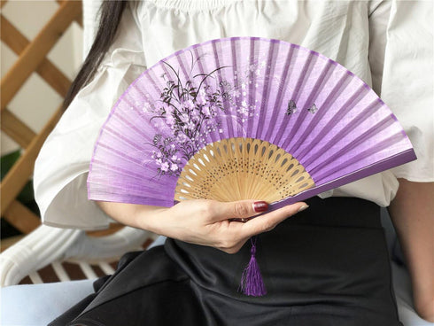 OMyTea® "Grassflowers 8.27"(21cm) Hand Held Folding Fans - With a Fabric Sleeve for Protection for Gifts - Chinese/Japanese Vintage Retro Style (P...