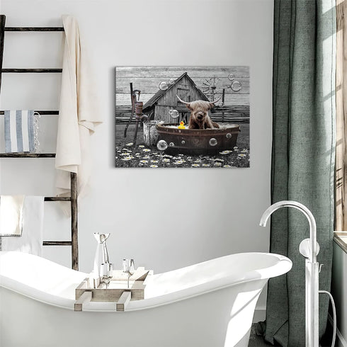 Farmhouse Bathroom Decor Wall Art Funny Highland Cow in Bathtub Pictures Wall Decor Rustic Bathroom Cow Painting for Bathroom Toilet Cattle Artwor...