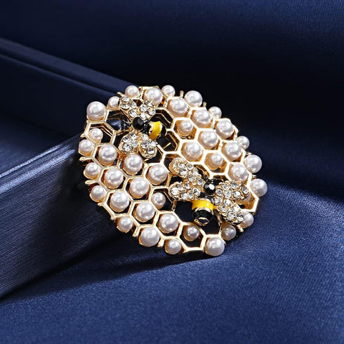 Honeycomb Pearl Rhinestone Brooch Pin for Women Girls Geometric Gold Plated Imitation Pearls Small Bee Animal Lapel Pins Cute Dress Accessories Bi...