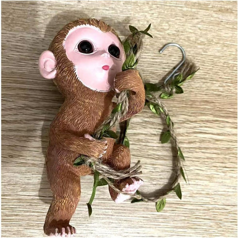 Climbing Monkey Tree Hugger Garden Monkey Statue Resin Animal Sculpture Yard Decor for Outside, Funny Tree Climber Figurine Outdoor Patio Lawn Dec...
