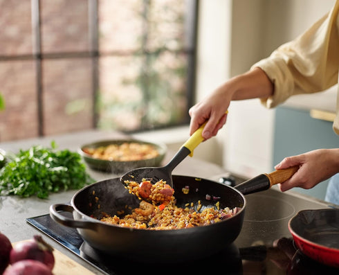 Joseph Joseph Duo Slotted Turner with Integrated Tool Rest: Hygienic, Heat-Resistant Nylon Head, Safe for Non-Stick Cookware, Light Yellow...