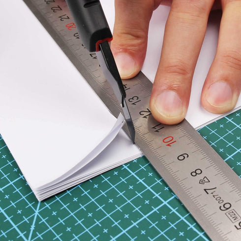 HAUTMEC 9mm Precision Utility Knife, Soft Grip Snap-off Box Cutter, Retractable 9mm Multi-Purpose Cutter for Detailed Cutting in Work, Home Use an...