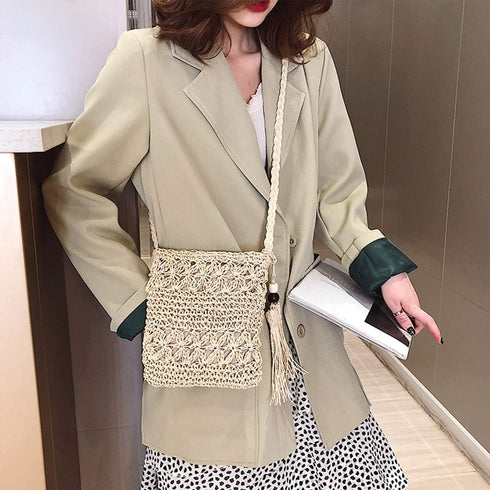 CHIC DIARY Small Straw Crossbody Bag Women Weave Rattan Shoulder Bag Beach Shoulder Purse with Tassel...
