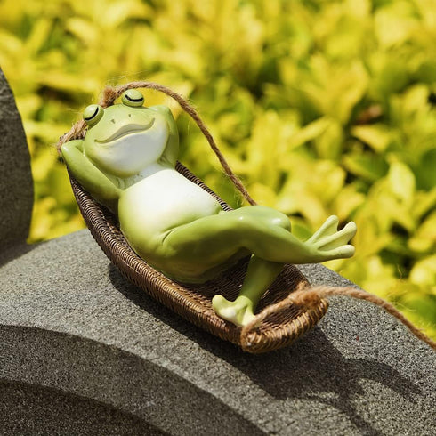 Arola Hammock Frog Decoration, Creative Garden Swing Hanging Frog, Tree Rope Hanging Crafts Animal Sculptures, Individual Decoration for Yard Gard...
