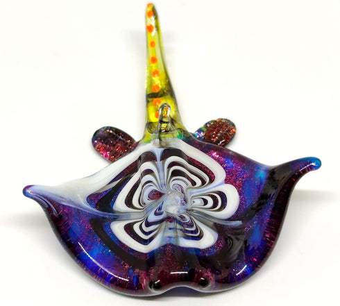 Manta Ray Figurine Handmade Glass – Tiny Blown Glass Animal – Miniature Collectible Sculpture – Unique Ocean Décor Gift (Multi-Black)...