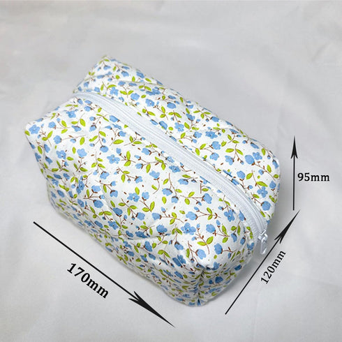 Floral Makeup Pouch,Quilting Flower Makeup Bag,Toiletries Bag,Cosmetic Bag,Skincare Bag,Stuff Bag,Fashionable Travel Makeup Pouch,Small Makeup Pou...