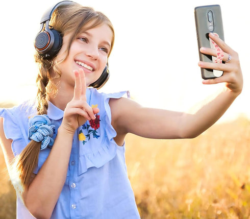 2Pcs Phone Loop Finger Holder, Silicone Phone Grip Phone Finger Strap Stand Universal Portable Finger Kickstand for Most Smartphones (2pcs-Pink/Wh...