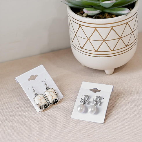 MOOCA 100 pieces of 1.5 x 2-inch plain white velvet hanging earring cards serve as earring holders and display cards for ear studs, hooks, clip ea...