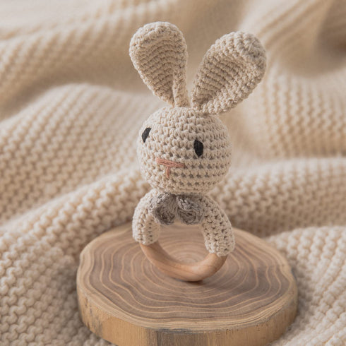 Youuys Wooden Baby Rattle Toys, Easter Bunny Rattle for Baby Crochet Bunny Rattle Toy Natural Wood, Shaker Rattle for Hand Grips, Boy Girl First R...