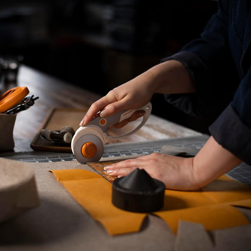Fiskars® Easy Change DuoLoop Rotary Cutter (45 mm/60 mm)...