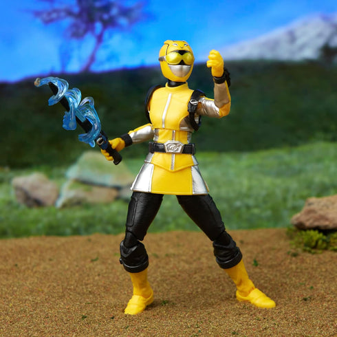 Power Rangers Lightning Collection Beast Morphers Yellow Ranger 6-inch Scale Action Figure, Toys and Action Figures for Kids Ages 4 and Up...
