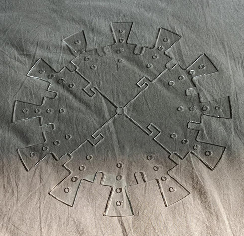 Clock Face Stencil,Clock Universal Clock Stencil with gaps for numerals for resin clock marking (40cm)...