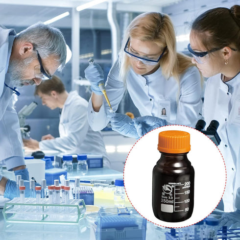 PATIKIL 250mL Reagent Media Bottle, 1Pcs Round 3.3 Borosilicate Glass Graduated Storage Bottle with Yellow Screw Cap for Chemistry Lab Universitie...