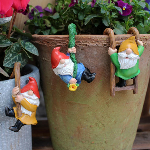 Set of 3 Cute Climbing Gnome Figurines Flower Pot Hugger, Resin Hanging Gnomes Statue Outdoor Decor Fence Ornaments for Patio Lawn Garden Yard...