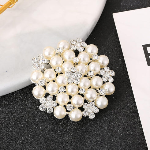 Fashion Elegant Pearl Crystal Snowflake Brooch Pin for Women Girls Wedding Soiree Party Jewelry...