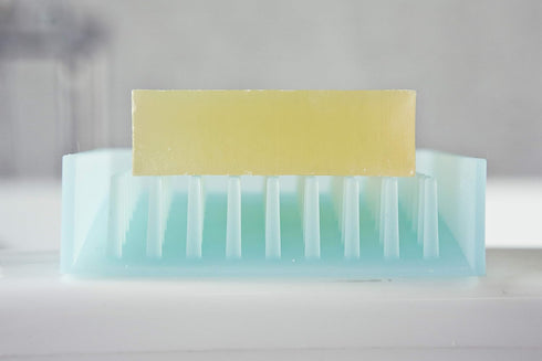 Yamazaki Home 2994 Float Self Draining Soap Tray, Blue...