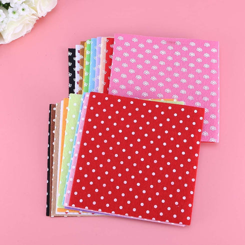 20pcs 15x15 cm Felt Fabric Sheet Flower Dot Printed Felt Pack Squares Nonwoven Patchwork for DIY Kids Crafting Sewing...