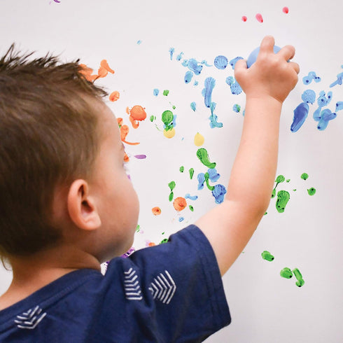 READY 2 LEARN Doodle Dabbers Dot Markers - Set of 6 Washable Colors - Non Toxic - Specially Designed Toddler Grip with Storage Tray Provided...