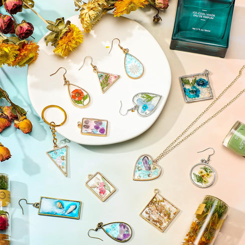 Yinkin 264 Pieces Open Bezels Kits for Jewelry Making Resin Hollow Frame Pendants Resin Craft Bezels Assorted Geometric Frame Charms for Resin Cas...