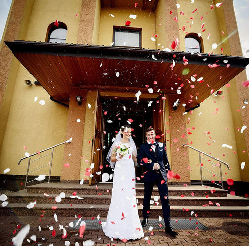 Attmu 3200 Pcs Artificial Rose Petals Valentines Day Decorations for The Home, Fake Rose Flower Petals for Wedding, Party (Ivory)...