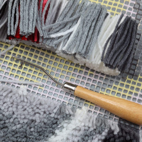 2 Pieces 6.3 Inch Wooden Bent Latch Hook Crochet Needle, Knitting Tool for Rug Making and Art Crafts......
