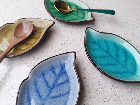 Ceramic Spoon Rest for Stove Top, Ice Cracks Leaf Cute Spoon Rest for Kitchen Counter, Cooking Spoon Holder for Kitchen Counter 1 PCS (Sapphire)...