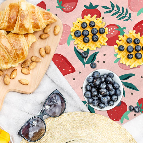 150Pcs Strawberry Wax Paper Pink Deli Paper Tissue Sweet Fruit Sandwich Wrap Paper Waterproof Oil-Proof Picnic Liners for Party Kitchen Supplies...