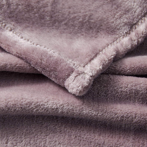 BOURINA Fleece Blanket Flannel Throw Blanket (Lavender,Throw Size) Lightweight Cozy Microfiber Blanket for Sofa, Couch, Bed, Camping, Travel, 50x6...