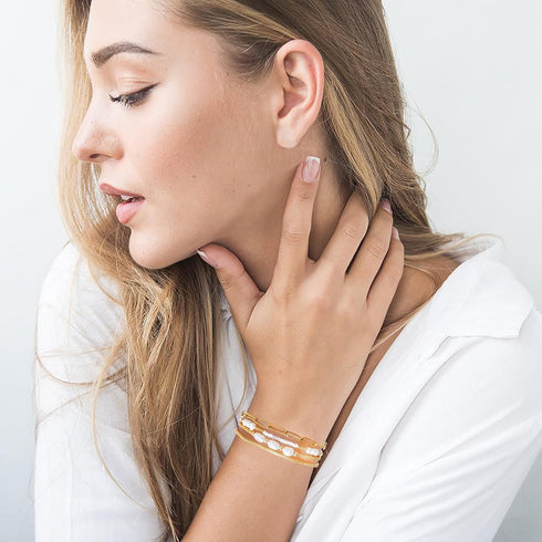 Dainty Gold Pearl Beaded Bracelets for Women 14K Real Gold Plated Bead Pearl Beads Bracelets Stackable Paperclip Link Stretch Bracelets Set Gold B...