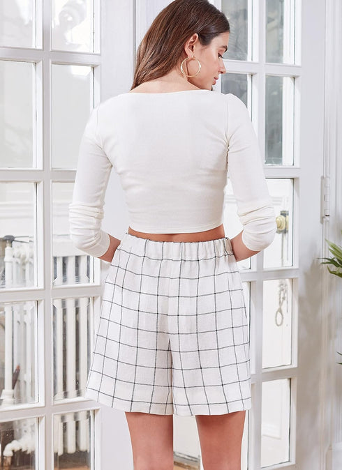 McCall's Misses' Elastic Waist Shorts Sewing Pattern Kit, Code M8221, Sizes L-XL-2XL, Multicolor...