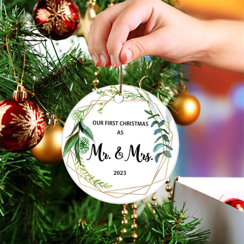 JUPPE Bridal Shower Gifts, Wedding Gifts for Couples, Our First Christmas As Mr & Mrs Ornament 2023 Romantic Newlywed Married Wedding Decor Gifts ...