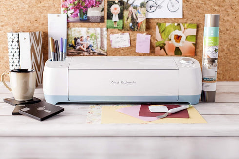 Cricut Pen Set | Metallic (5ct) | Medium-Point Pens for Maker, Explore, & Venture Machines - Gold, Silver, Copper, Blue & Rose...