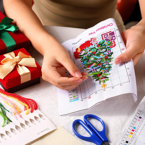 Christmas Cross Stitch Kit Counted Cross Stitch Christmas Tree Hanging Ornament Kit Christmas Counted Cross Stitch Ornament Kit DIY Embroidery Gif...