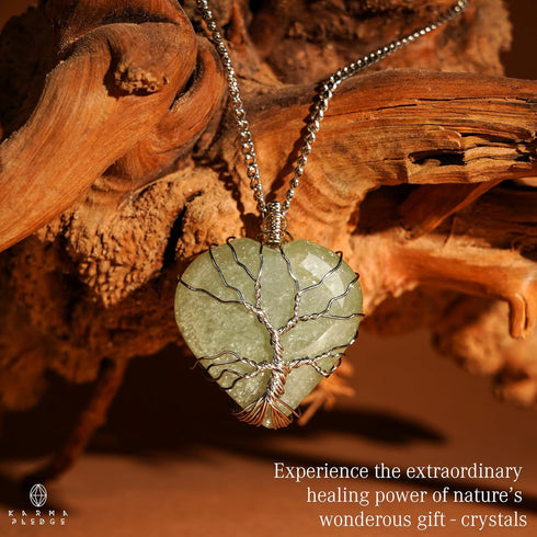 Heart Necklace for Women, Handmade Green Aventurine Crystal Pendant Birthstone Necklaces for Chakra Healing Good Luck Meditation, Tree of Life Cry...