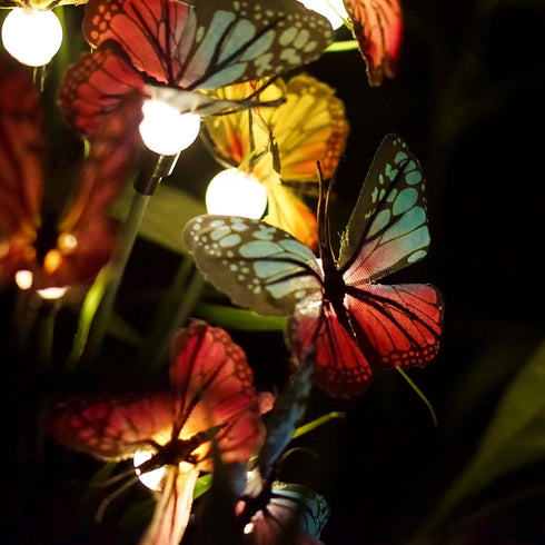 Solar Garden Lights Stake Outdoor, Swaying Butterfly Lights, Decorative Waterproof Lights, Realistic Butterflies LED Landscape Lighting for Yard P...