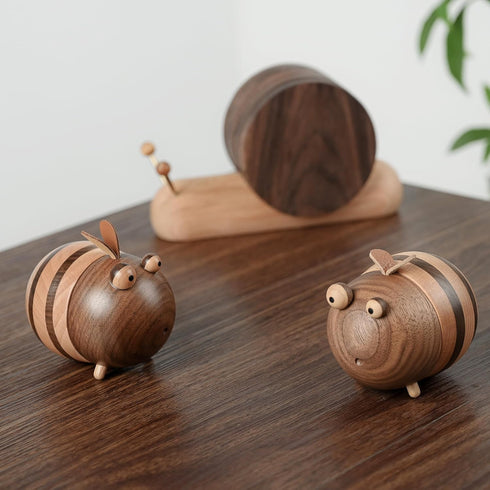 Bee Toothpick Holder Dispenser - Unique Kitchen Gadgets for Home Decor and Gifts, Cute Kitchen Accessories for Bee Lovers, Bee Decor - Perfect Kit...