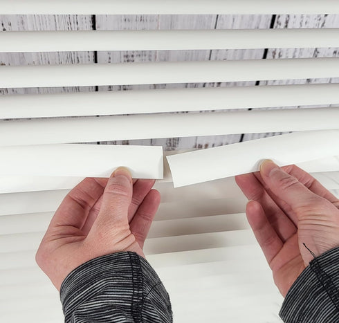BlindDIY™ Clear Mini Blind Slat Repair Kit-Clear Blind Repair Tabs with String Holes- Clear Blind Fixers-Horizontal Blinds Replacement Slats...
