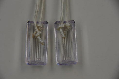 Window Blind Parts. Safe Horizontal Blind Pull Cord Tassel, Cylinder Shape. Breakaway Knob That Will Separate When Excess Pressure is Applied. Gre...