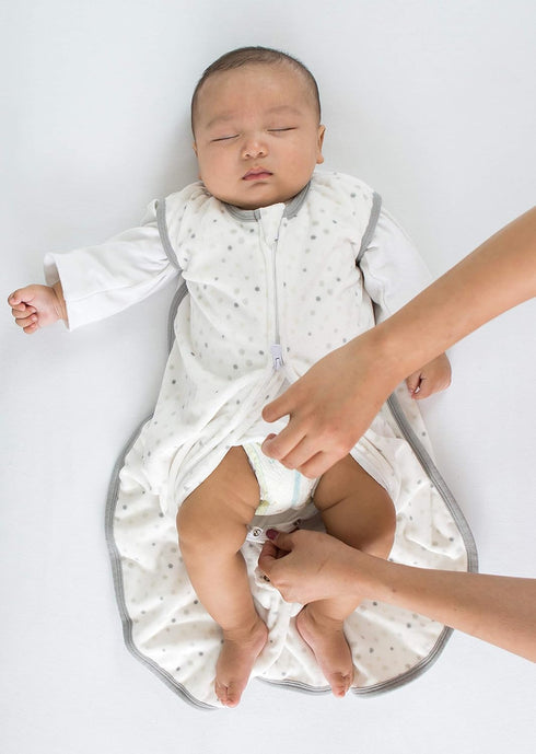 Amazing Baby Microfleece Sleeping Sack, Wearable Blanket with 2-Way Zipper, Use After Swaddle Transition, Playful Dots, Sterling, Large 12-18 Mont...