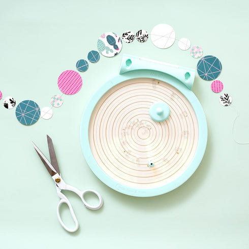 We R Memory Keepers Circle Spin & Trim Tool, Includes Circle Maker Tool & Two Replacement Blades, Rotates 360 Degrees,1 Inch to 8 Inch Circles...