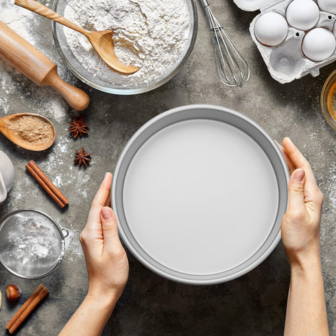 LAST CONFECTION 10" x 2" Aluminum Round Cake Pan - Professional Bakeware...