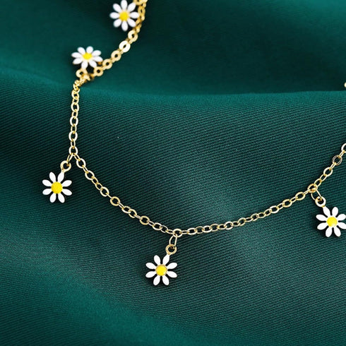 Bohemian Daisy Flowers Anklet for Women,Adjustable Layered Beach Foot Chain Pearl Ankle Bracelets Dainty Foot Jewelry Gifts...