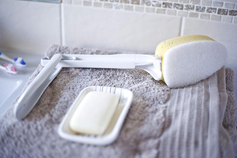 Bathroom Sponge on Handle, 8-9 (1pk), White...
